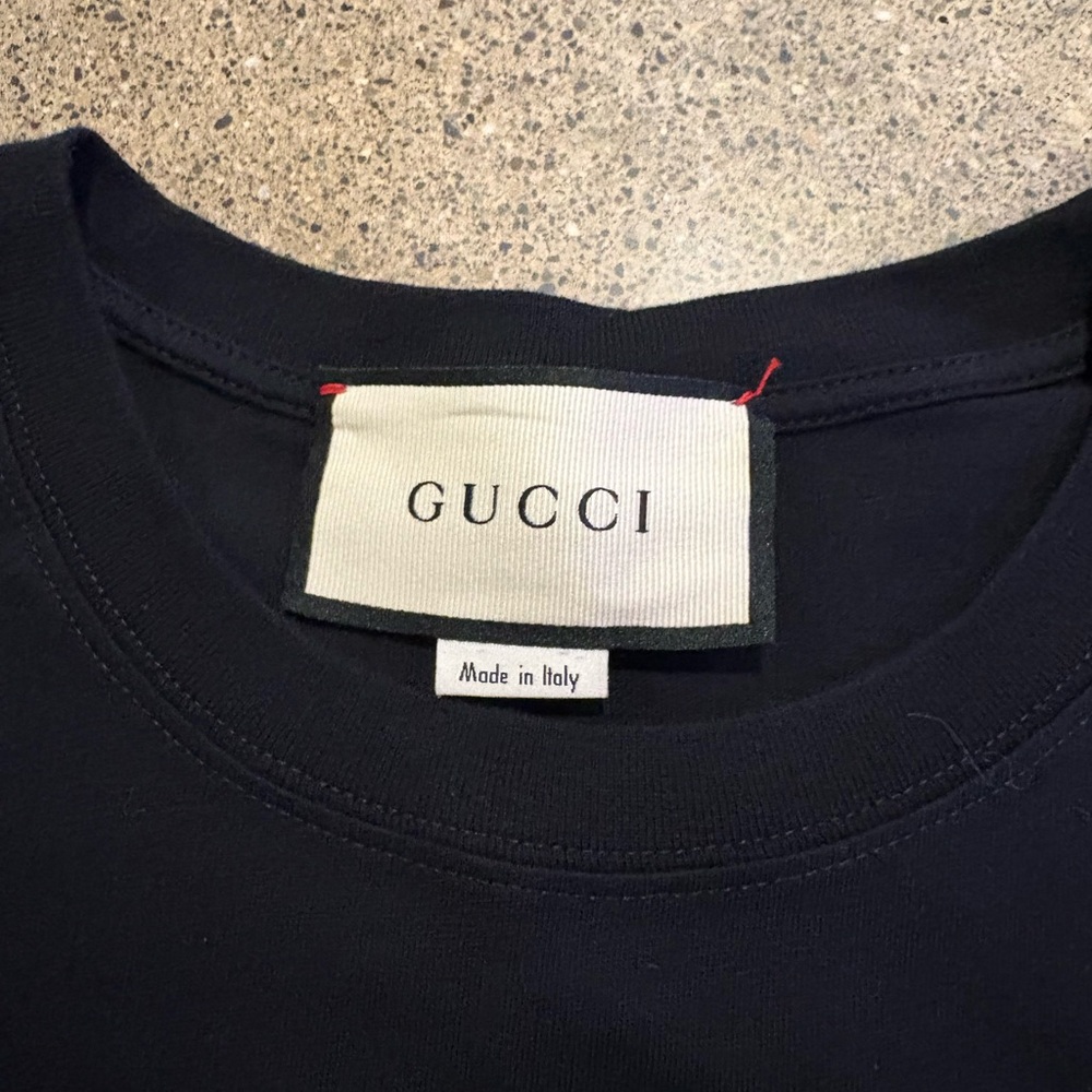 Gucci ‘Quelle Qu'en Soit La Saison' Graphic Print T-Shirt - Picture 3 of 3